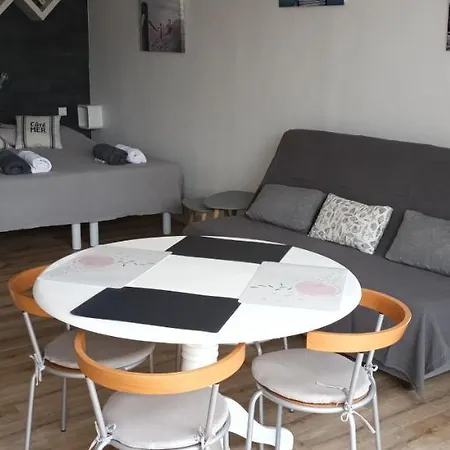 Mike D48 Appartement
